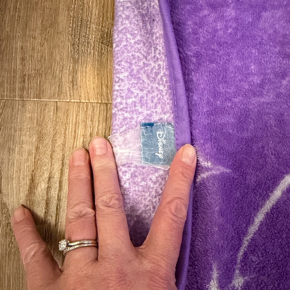 Rare vintage Disney Tinkerbell Blanket Throw Purple - Picture 4 of 4
